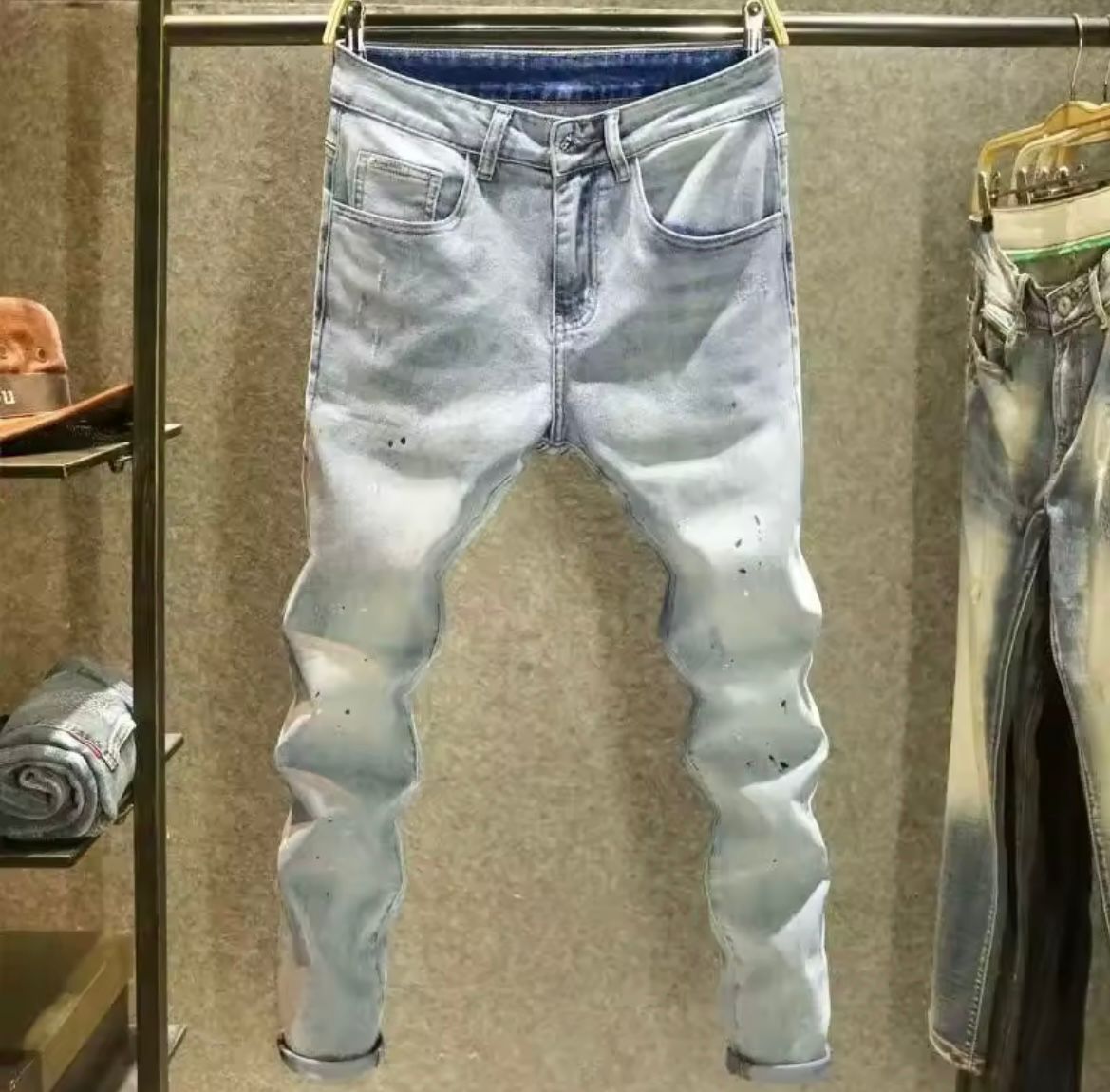 DENIM JEANS