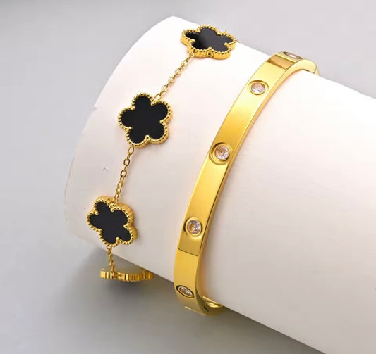 Clover bracelet